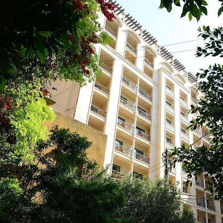 Coral Beirut Al Hamra Hotel エクステリア 写真