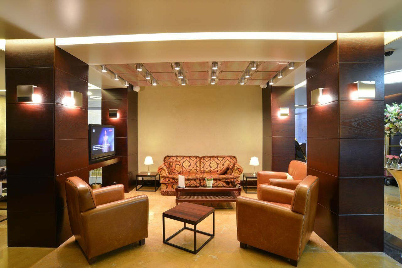 Coral Beirut Al Hamra Hotel エクステリア 写真